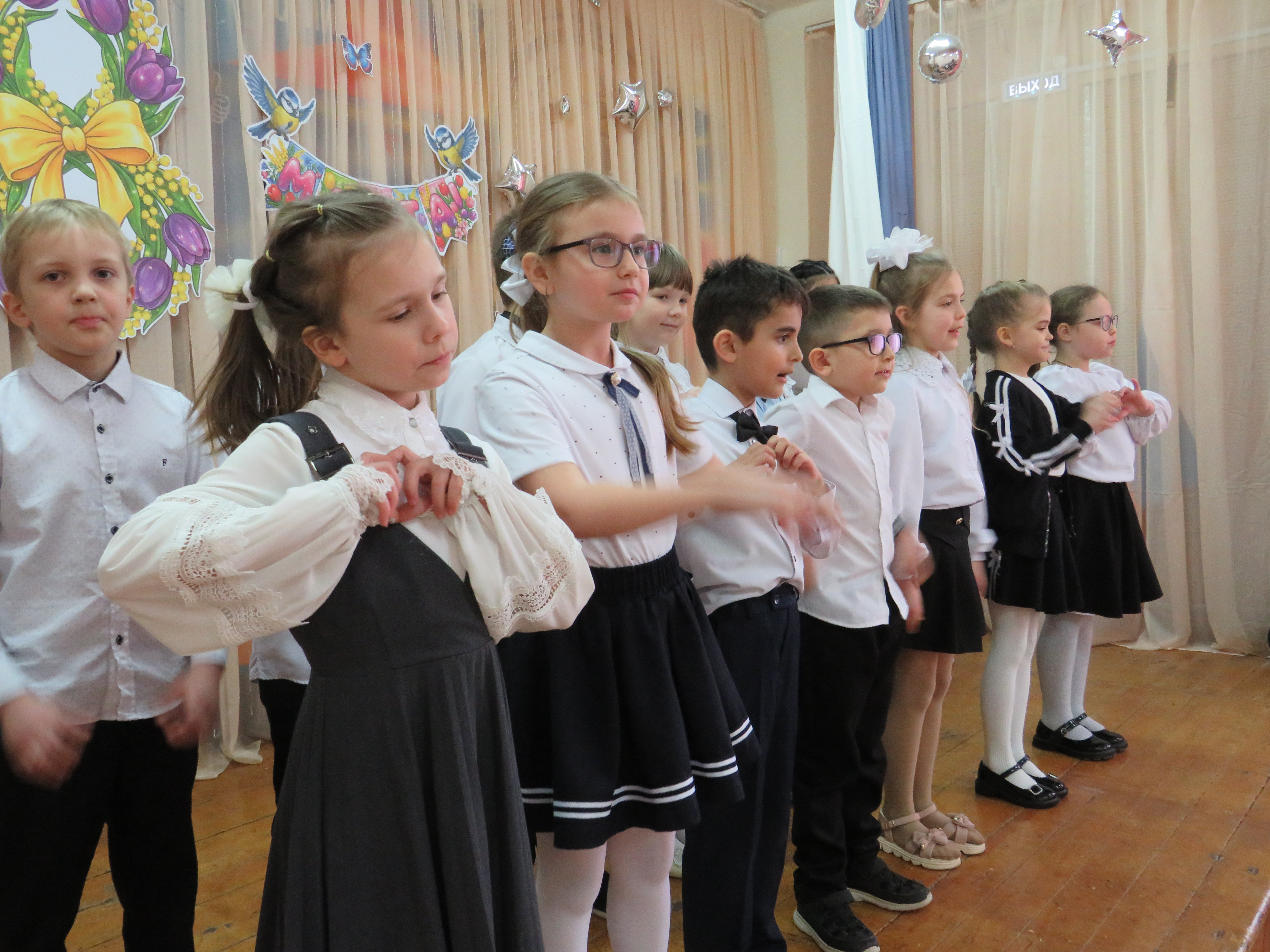 ВЕСНА, ЦВЕТЫ, 8 МАРТА!.