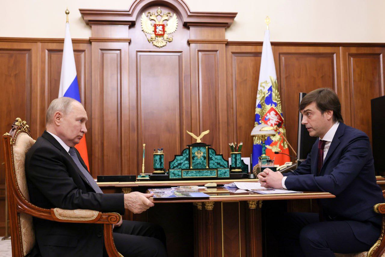 Президент Владимир Путин провел рабочую встречу с министром просвещения Сергеем Кравцовым.