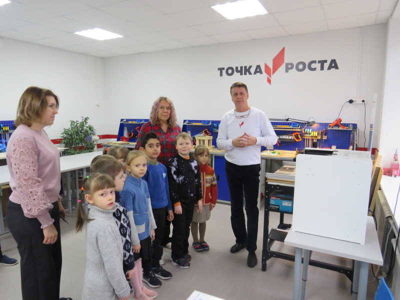 ПРАЗДНИК ИЗОБРЕТЕНИЙ: ДОШКОЛЯТА В МИРЕ ТЕХНОЛОГИЙ.